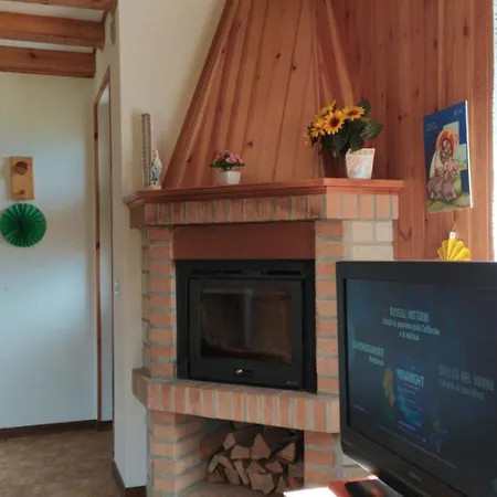 Rosanna Apartment